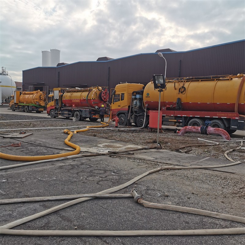 东宝污水池清理