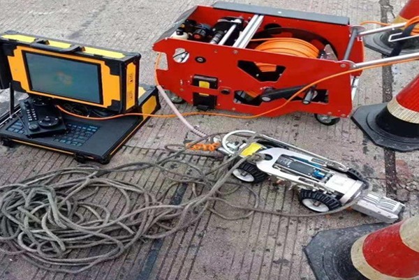 东宝CCTV管道检测机器人