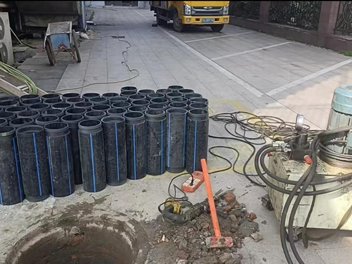 东宝PE置换管厂家 DN315置换管 非开挖管短管置换